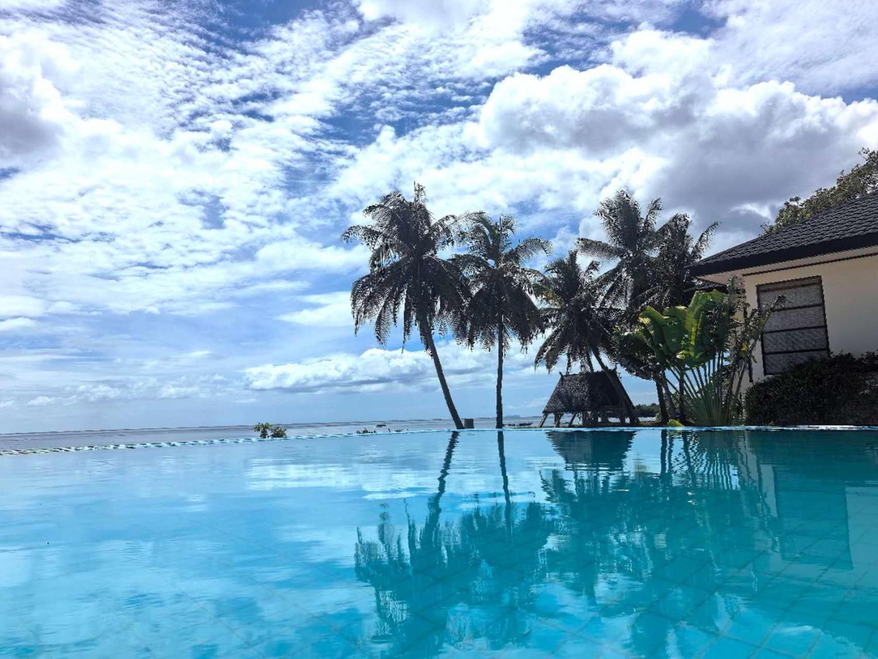 Hotel Blue Joys Msr Siquijor Exterior foto